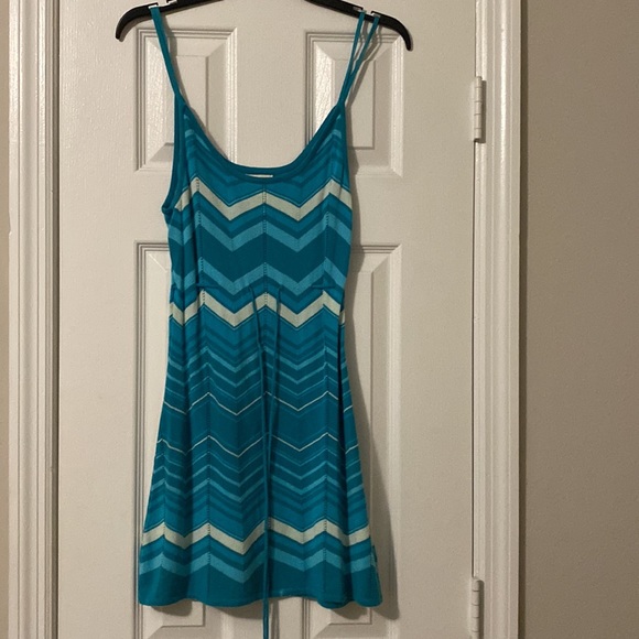 Summer top - Picture 2 of 2